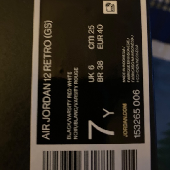 Nike Air Jordan’s 12’s Retro 2022 Playoffs (GradeSchool) - Picture 9 of 9